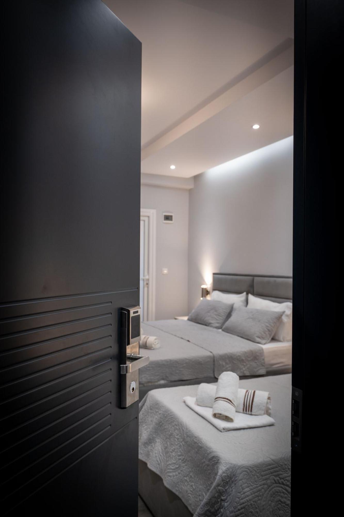 Hotel Porti Sarande Bagian luar foto