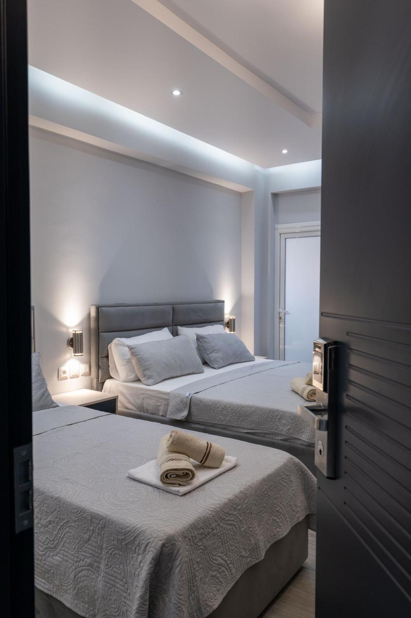 Hotel Porti Sarande Bagian luar foto