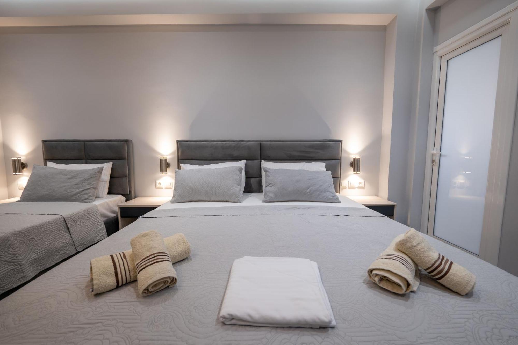 Hotel Porti Sarande Bagian luar foto