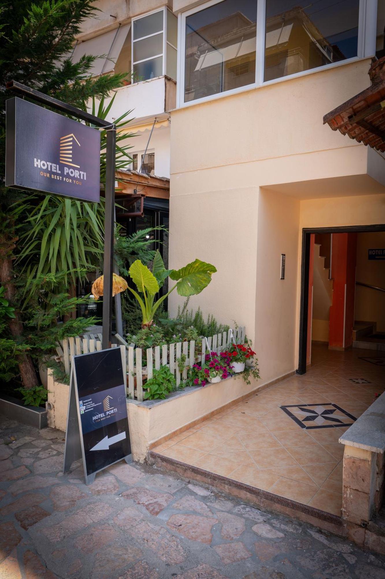 Hotel Porti Sarande Bagian luar foto